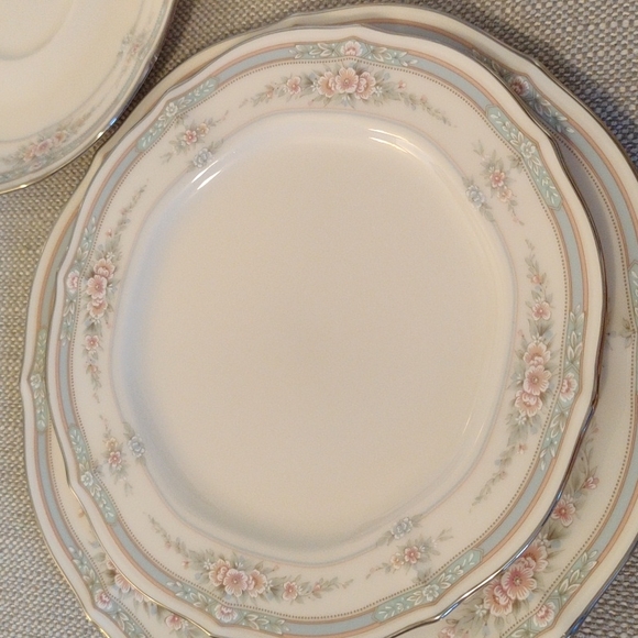 NEW Noritake Ivory China Rothschild Vintage collection 4 peace tee set - Picture 4 of 11